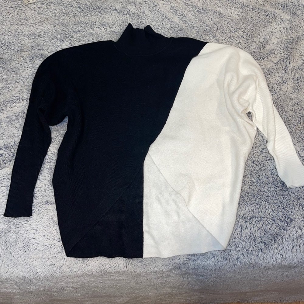 Turtleneck sweater NEW